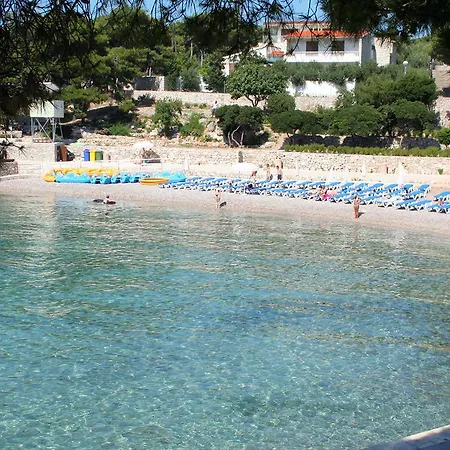 Hvar 4591b *